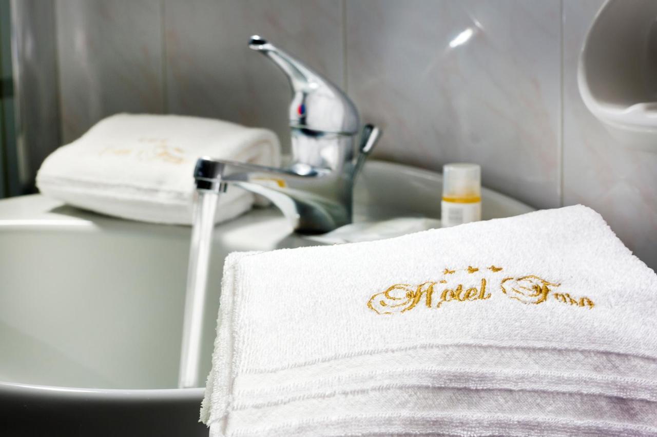 Hotel Faro มอนติเคียรี ภายนอก รูปภาพ