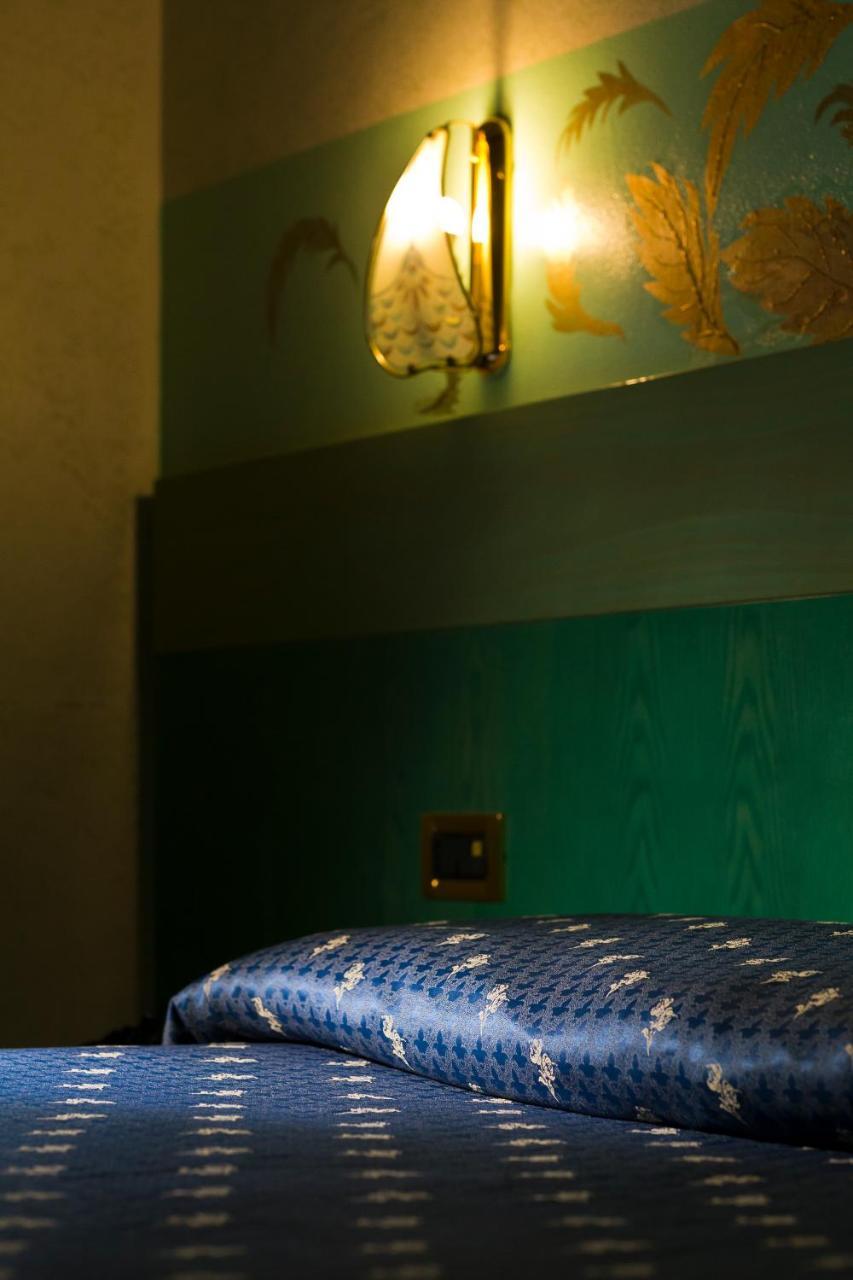 Hotel Faro มอนติเคียรี ภายนอก รูปภาพ